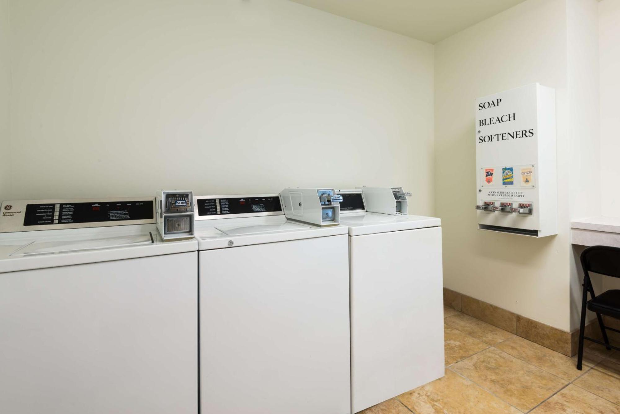Larkspur Landing Extended Stay Suites St Louis Riverport Maryland Heights Εξωτερικό φωτογραφία